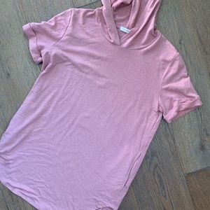 Boutique style hooded short sleeve shirt- pockets